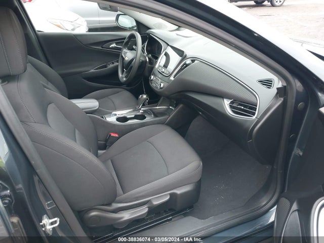 Chevrolet MALIBU LT 2019 1G1ZD5ST4KF131554 Image 5
