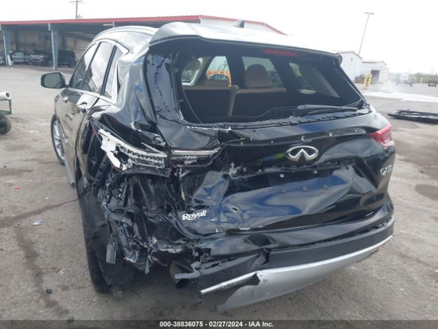 3PCAJ5M10KF125991 Infiniti Qx50 Essential