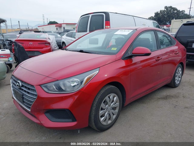 Hyundai ACCENT SE 2018 3KPC24A39JE013989 Image 2