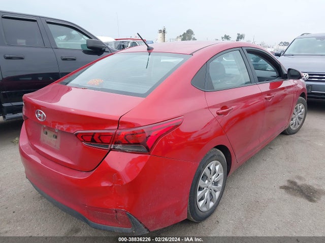 Hyundai ACCENT SE 2018 3KPC24A39JE013989 Image 4