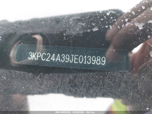 Hyundai ACCENT SE 2018 3KPC24A39JE013989 Image 9