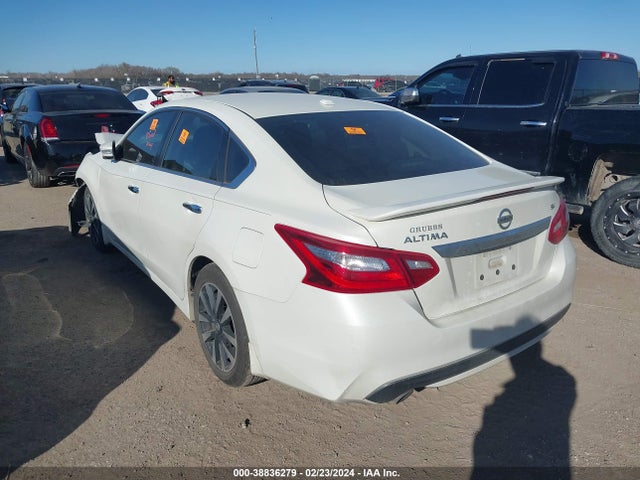Nissan Altima 2.5 Sv 2017 1N4AL3AP8HC486405 Image 3