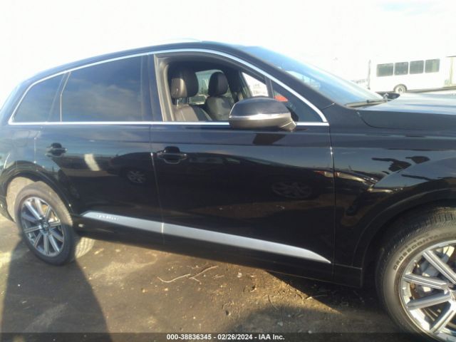 WA1LHAF75KD043447 Audi Q7 45 Premium
