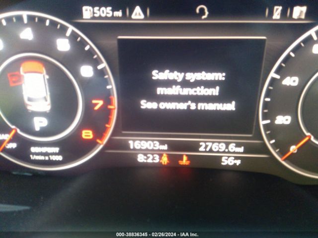 WA1LHAF75KD043447 Audi Q7 45 Premium