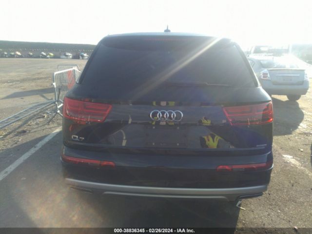 WA1LHAF75KD043447 Audi Q7 45 Premium