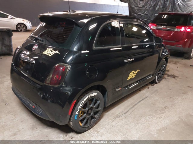 2017 FIAT 500E 3C3CFFGE1HT661541 Photo 3