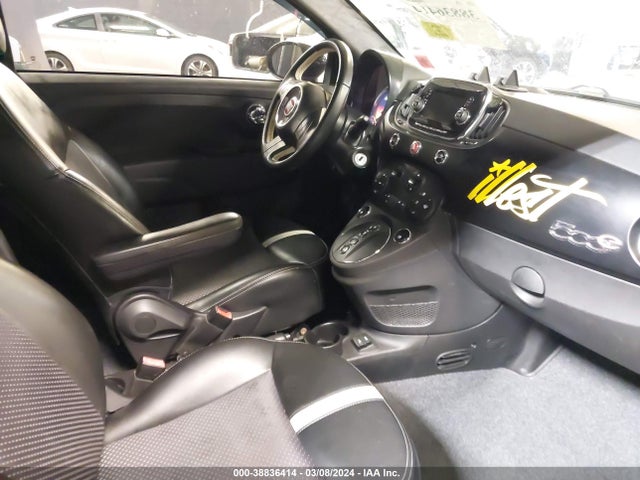 2017 FIAT 500E 3C3CFFGE1HT661541 Photo 4