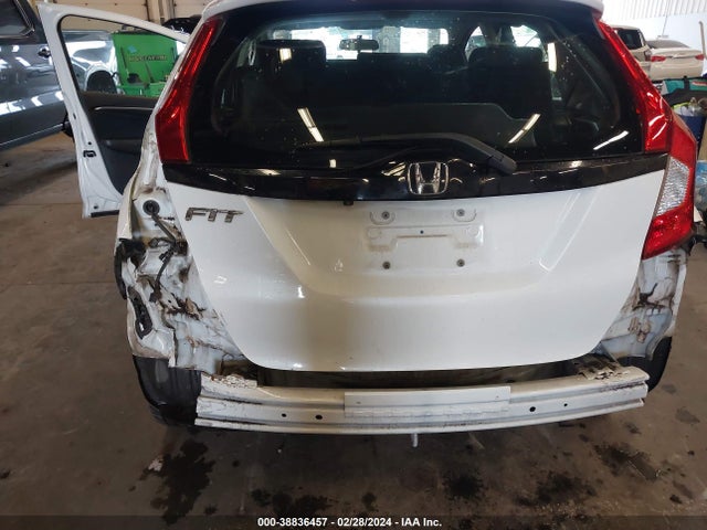 Honda FIT LX 2016 JHMGK5H5XGX024912 Image 15