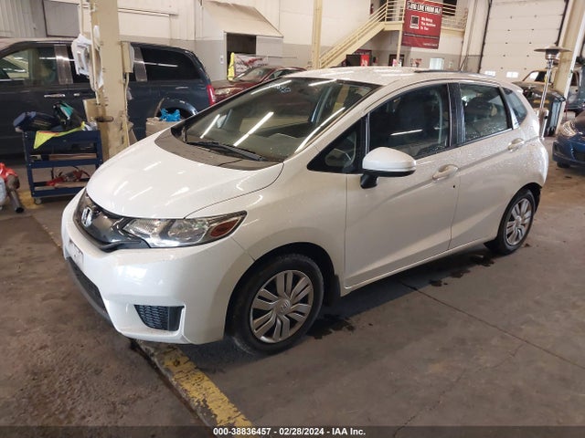 Honda FIT LX 2016 JHMGK5H5XGX024912 Image 2