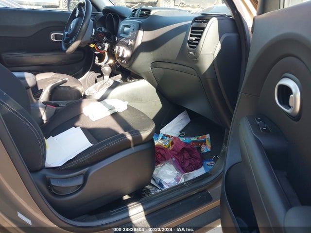 KIA Soul 2016 KNDJN2A2XG7290668 Image 5