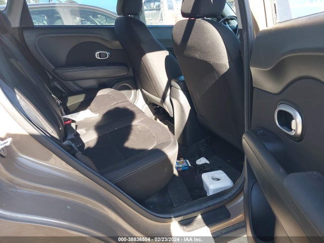KIA Soul 2016 KNDJN2A2XG7290668 Image 8