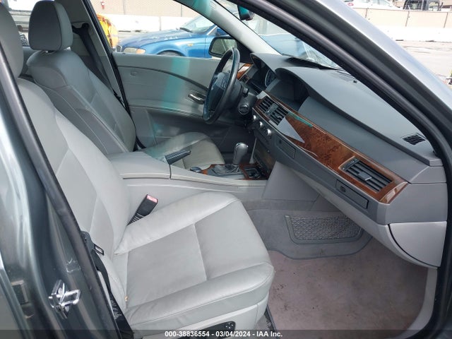 2007 BMW 525I VIN: WBANE53567CY06832