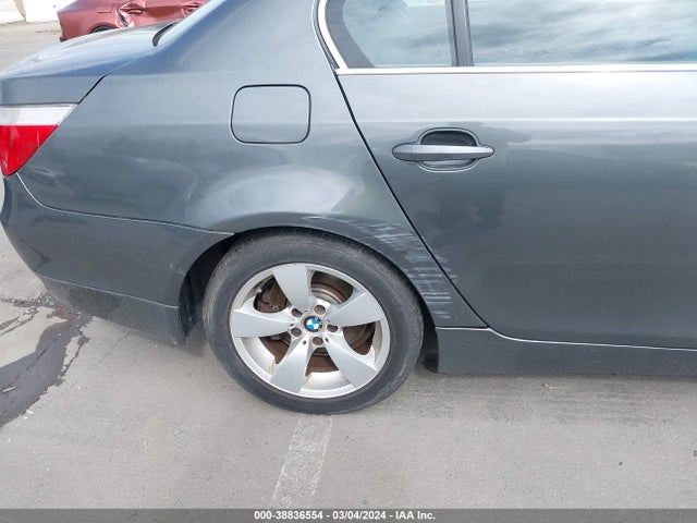 2007 BMW 525I VIN: WBANE53567CY06832