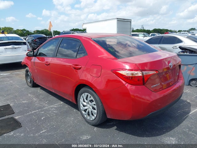 Toyota COROLLA LE 2019 5YFBURHE1KP948465 Image 3