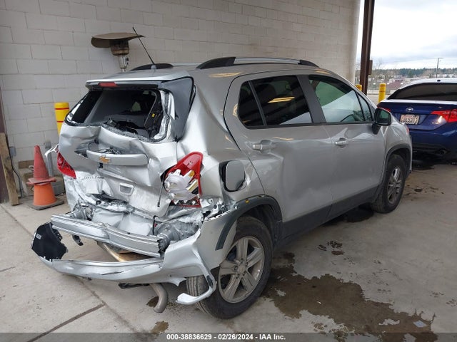 Chevrolet Trax Awd Lt 2022 KL7CJPSM2NB565717 Image 4