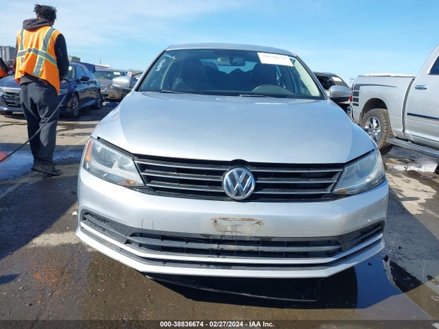 3VWD07AJ1FM293394 Volkswagen Jetta 1.8t Se