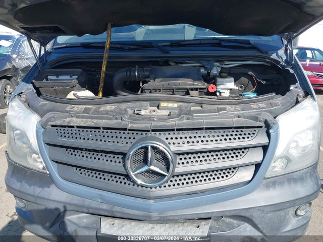 WD3PE7CD6JP645438 Mercedes-Benz Sprinter 2500 Standard Roof V6