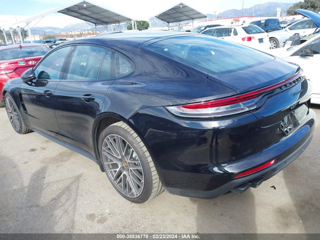 2023 PORSCHE PANAMERA WP0AJ2A71PL103705 Photo 2