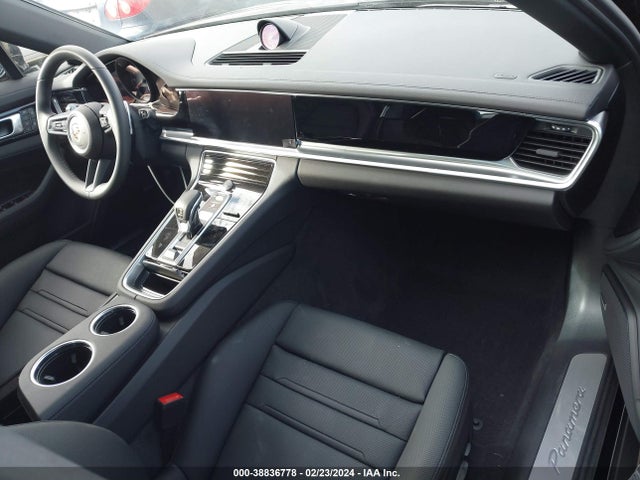 2023 PORSCHE PANAMERA WP0AJ2A71PL103705 Photo 4