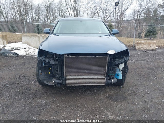 WA1JCCFS1HR006512 Audi Q3 2.0t Premium