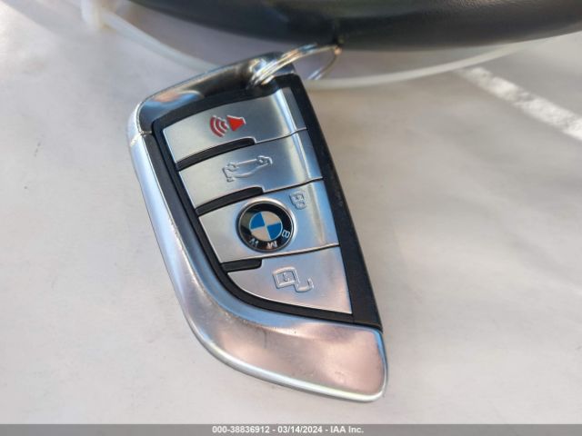 WBSDZ0C03LCD64091 BMW M8