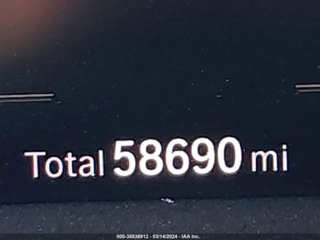 WBSDZ0C03LCD64091 BMW M8