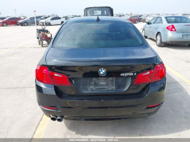 WBA5A5C51GG350579 BMW 528I