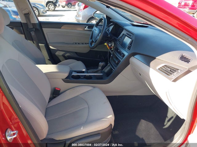 2017 HYUNDAI SONATA SPORT VIN: 5NPE34AF5HH571327