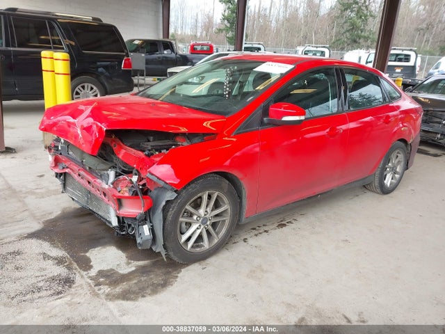 Ford FOCUS SE 2016 1FADP3F23GL250922 Image 2