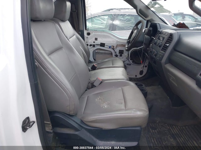 Ford F-250 Xl 2017 1FDBF2A63HEC86636 Image 8