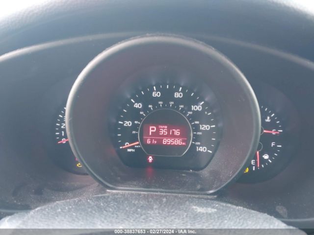 KNDJP3A53E7054497 KIA SOUL +