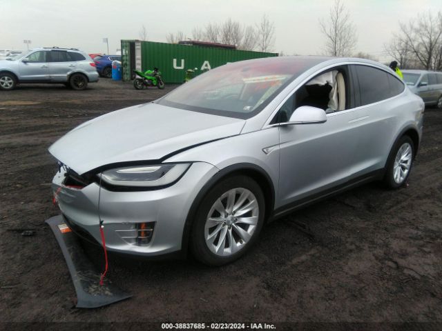 2016 TESLA MODEL X 5YJXCAE25GF016034 Photo 1