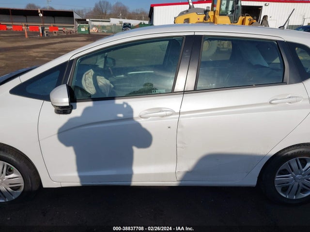 Honda FIT LX 2019 3HGGK5H49KM736417 Image 15