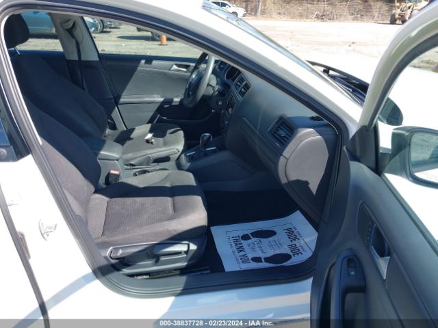 3VW267AJ7GM215497 Volkswagen Jetta 1.4t S