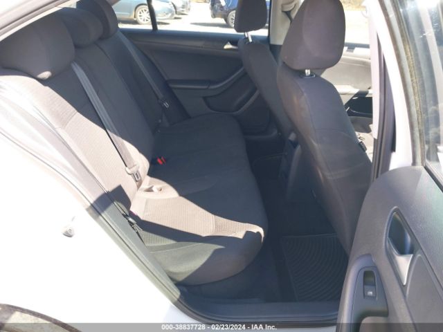 3VW267AJ7GM215497 Volkswagen Jetta 1.4t S
