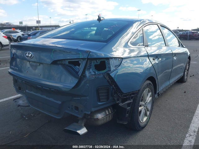 Hyundai SONATA SE 2017 5NPE24AF9HH453820 Image 4