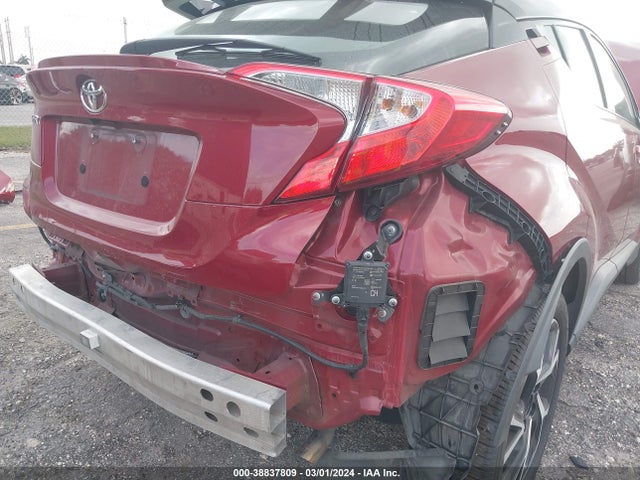 Toyota C-HR XLE 2019 NMTKHMBX3KR085188 Image 20