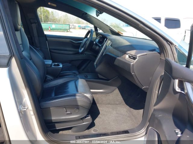 5YJXCDE27HF049748 Tesla Model X 100d/75d/90d