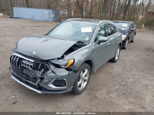WA1AECF37K1079974 Audi Q3 2.0t Premium