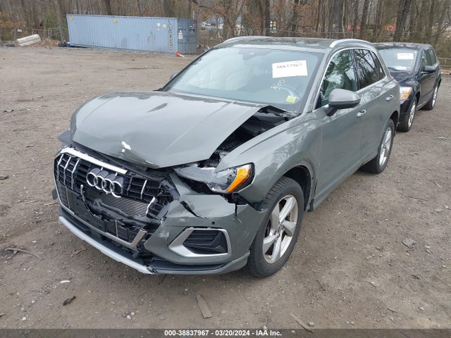 WA1AECF37K1079974 Audi Q3 2.0t Premium