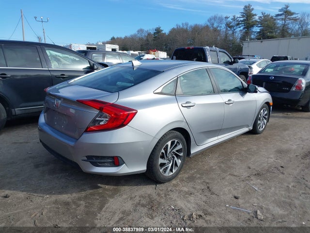 Honda CIVIC EX 2018 19XFC2F70JE201570 Image 4