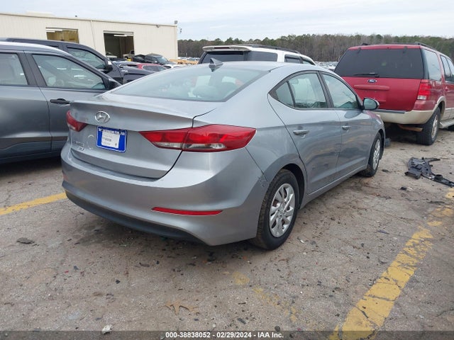 Hyundai ELANTRA SE 2017 5NPD74LF4HH111623 Image 4