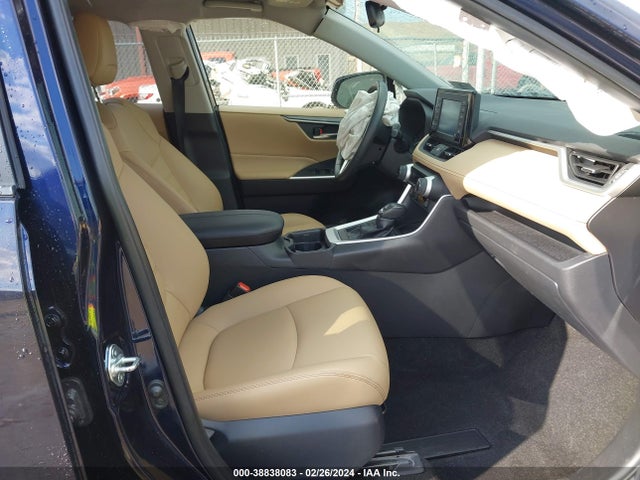 Toyota Rav4 Xle Premium 2019 JTMA1RFV4KD028744 Image 5