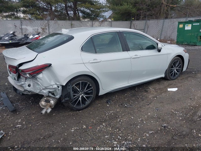 Toyota CAMRY SE 2024 4T1G11BK2RU108265 Image 4