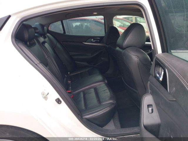 1N4AA6AP0GC386062 Nissan Maxima 3.5 Sl