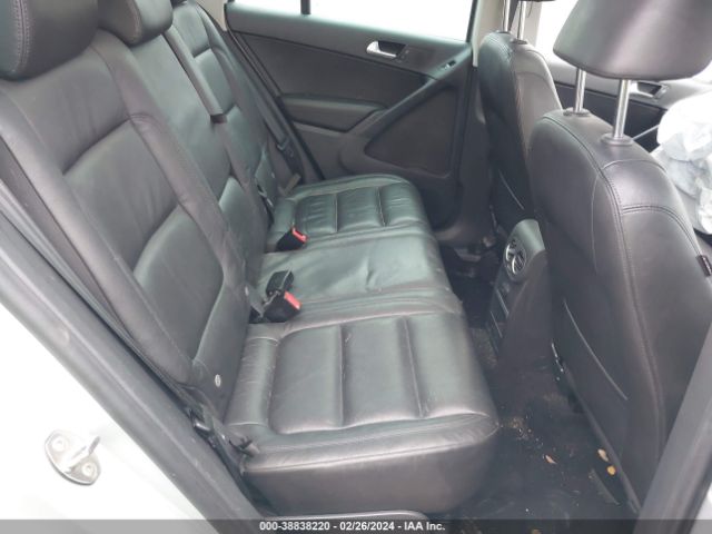 WVGTV7AX4HK019763 Volkswagen Tiguan 2.0t Sport