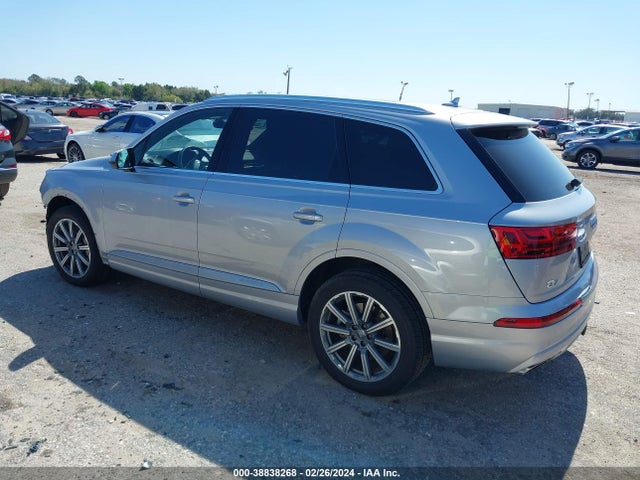 WA1LAAF73JD053820 Audi Q7 3.0t Premium