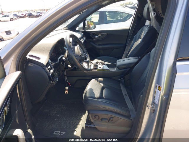 WA1LAAF73JD053820 Audi Q7 3.0t Premium
