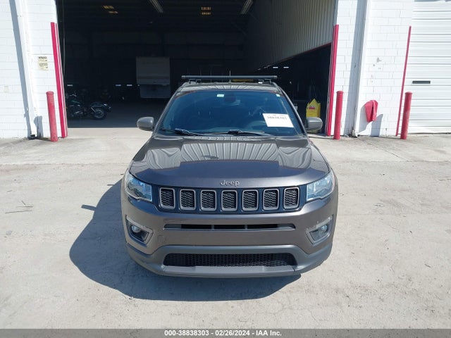 3C4NJCEB0MT552900 Jeep Compass 80th Anniversary Fwd