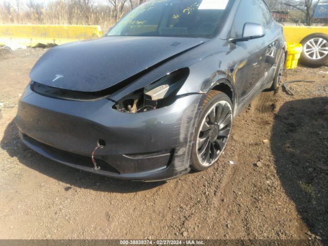 7SAYGDEF9NF512452 Tesla Model Y Performance Dual Motor All-wheel Drive